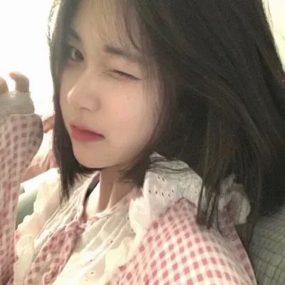 血月初现